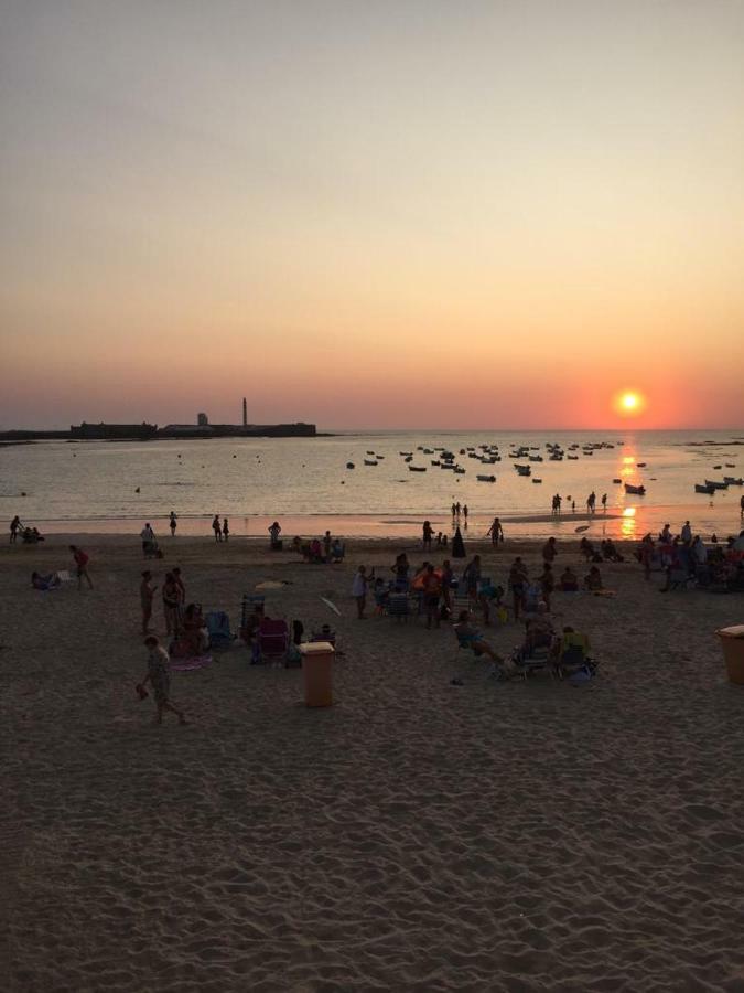 Apartamento Balneario Playa Caleta كاديز المظهر الخارجي الصورة