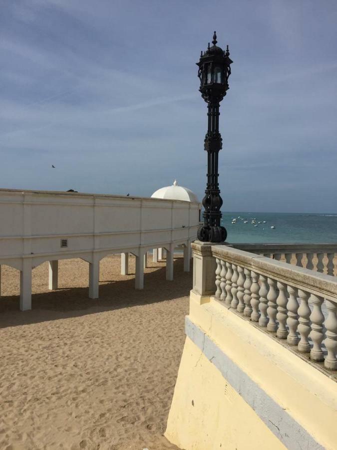 Apartamento Balneario Playa Caleta كاديز المظهر الخارجي الصورة